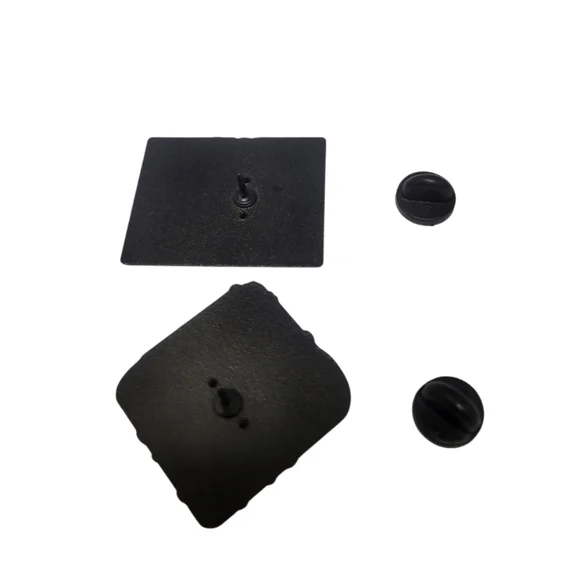 Set of 2 Anime Pins - Picture 6 of 6